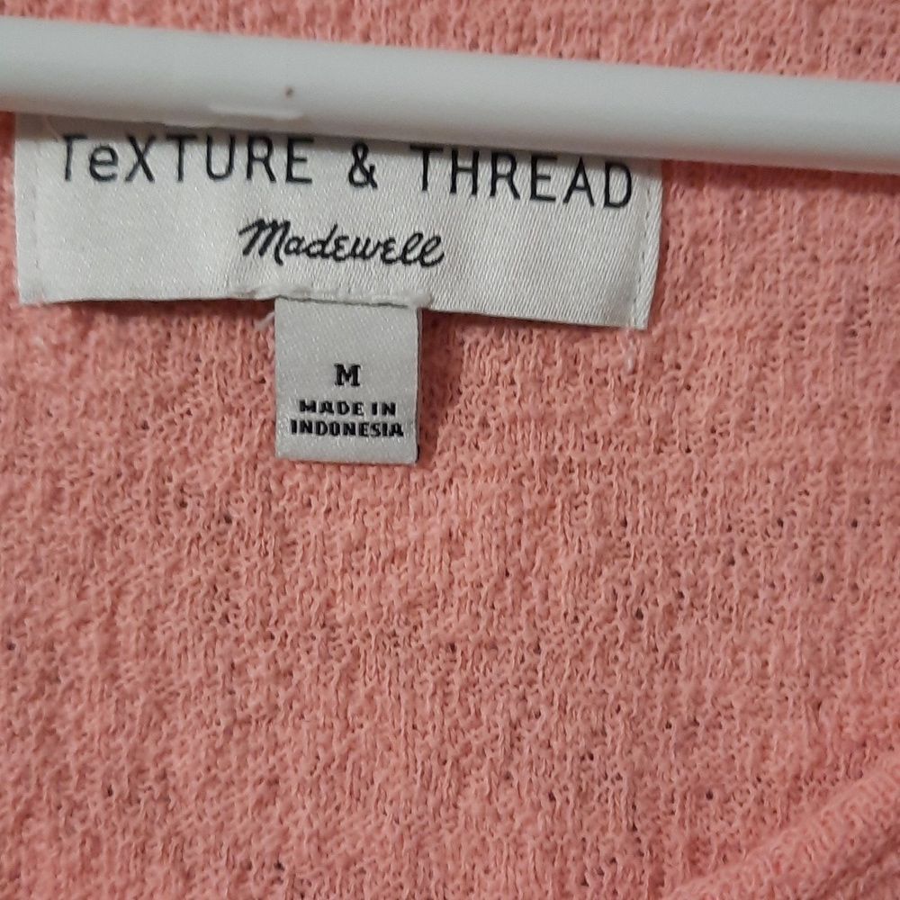 Texture thread medium shirt - Picture 2 of 2